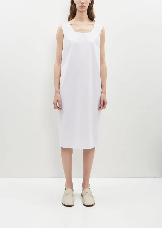 Printed Abstract Women Dress for a Modern and Artistic Appeal Printed Abstract Women Dress for a Modern and Artistic Appeal Janah Dress — White